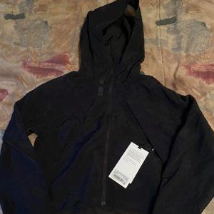 Lululemon Jacket Clear Intention Cropped Black Ladies Size 4 NWT